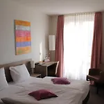 Rheinhotel Arte Отель Ремаген