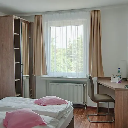 ホテル Rheinhotel Arte レマーゲン