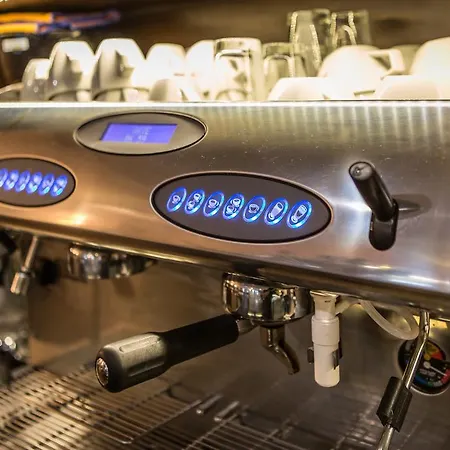 Rheinhotel Arte ホテル