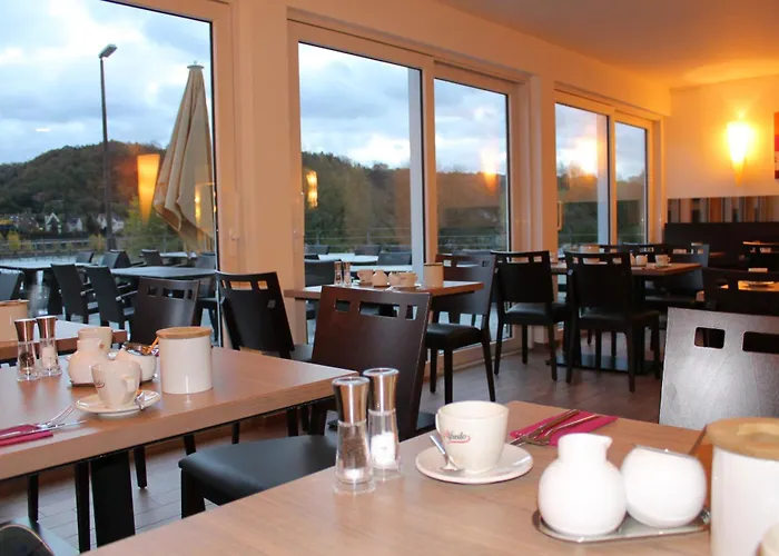 Hotel Rheinhotel Arte 3*