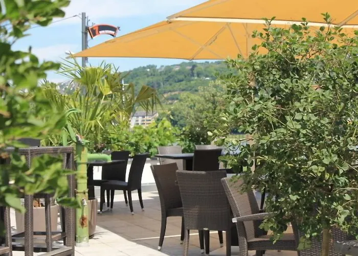 מלון Rheinhotel Arte 3*